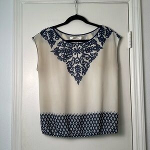 Max Studio Ivory and Navy Argyle Business Casual Blouse Size Small